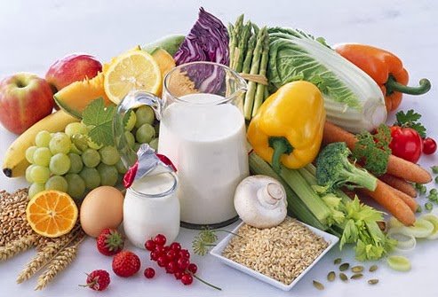 Trên thị trường hiện nay có rất nhiều loại thực phẩm có thể bổ sung cho sức khỏe. Ảnh: Internet