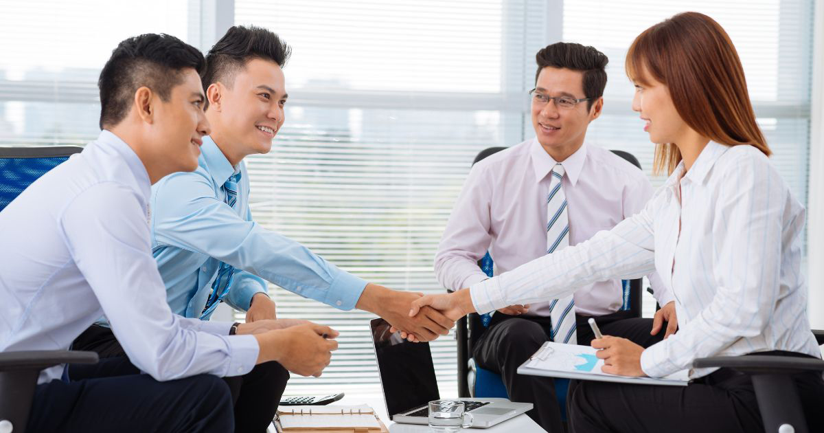 Biết cách thuyết phục sẽ có sức ảnh hưởng và cơ hội thăng tiến cao hơn. Ảnh: Internet