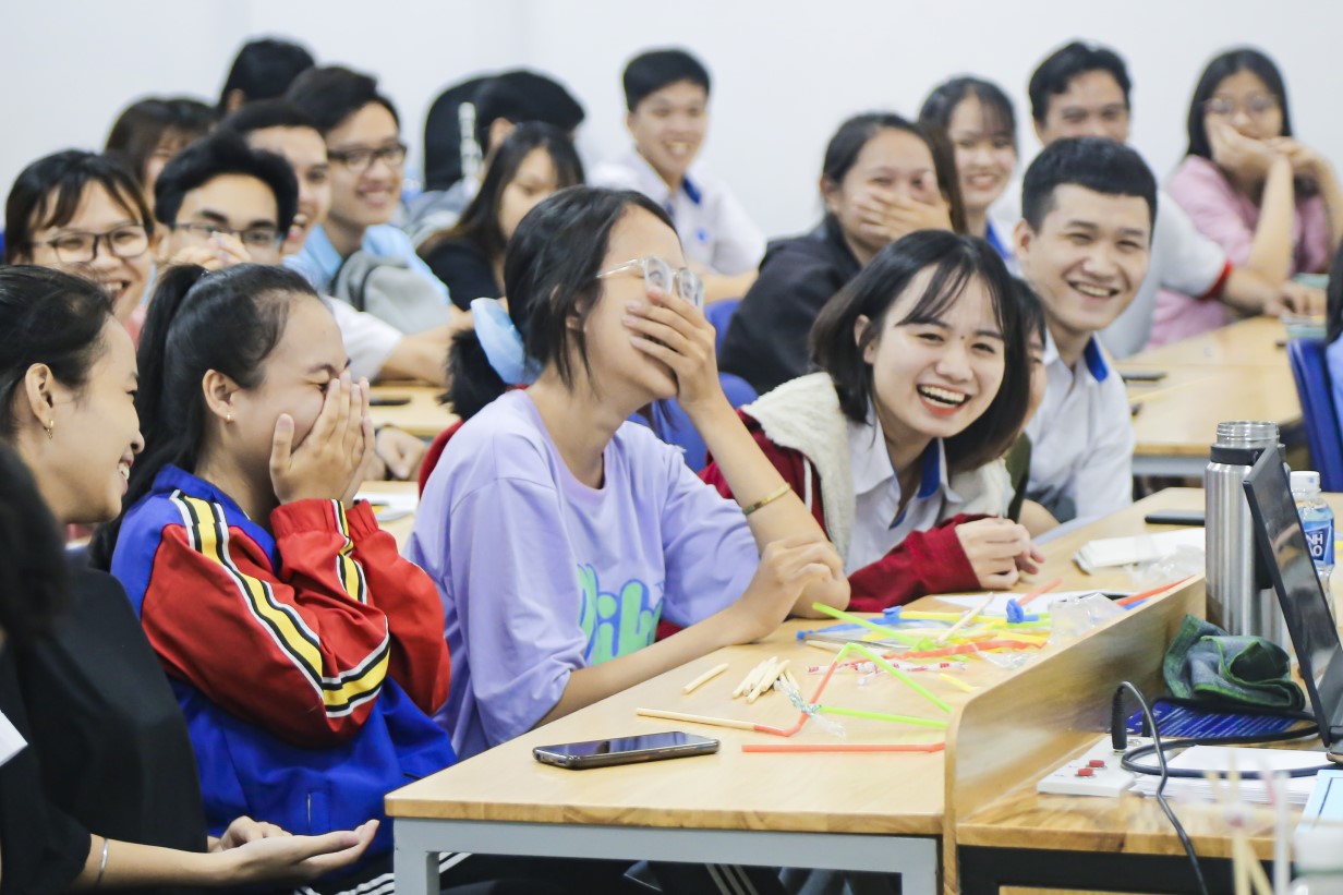 Thực hành ngay trong đời sống hàng ngày. Ảnh: Internet