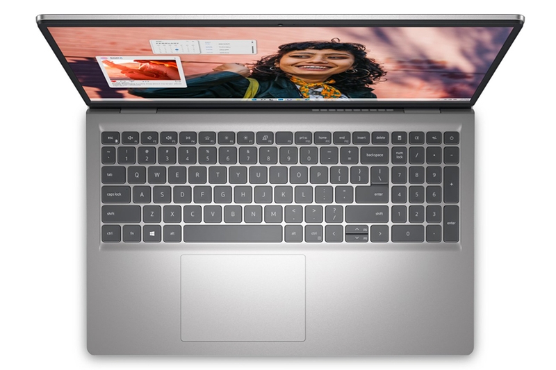 Dell Inspiron 15 3530 N3530-i7U161W11SLU