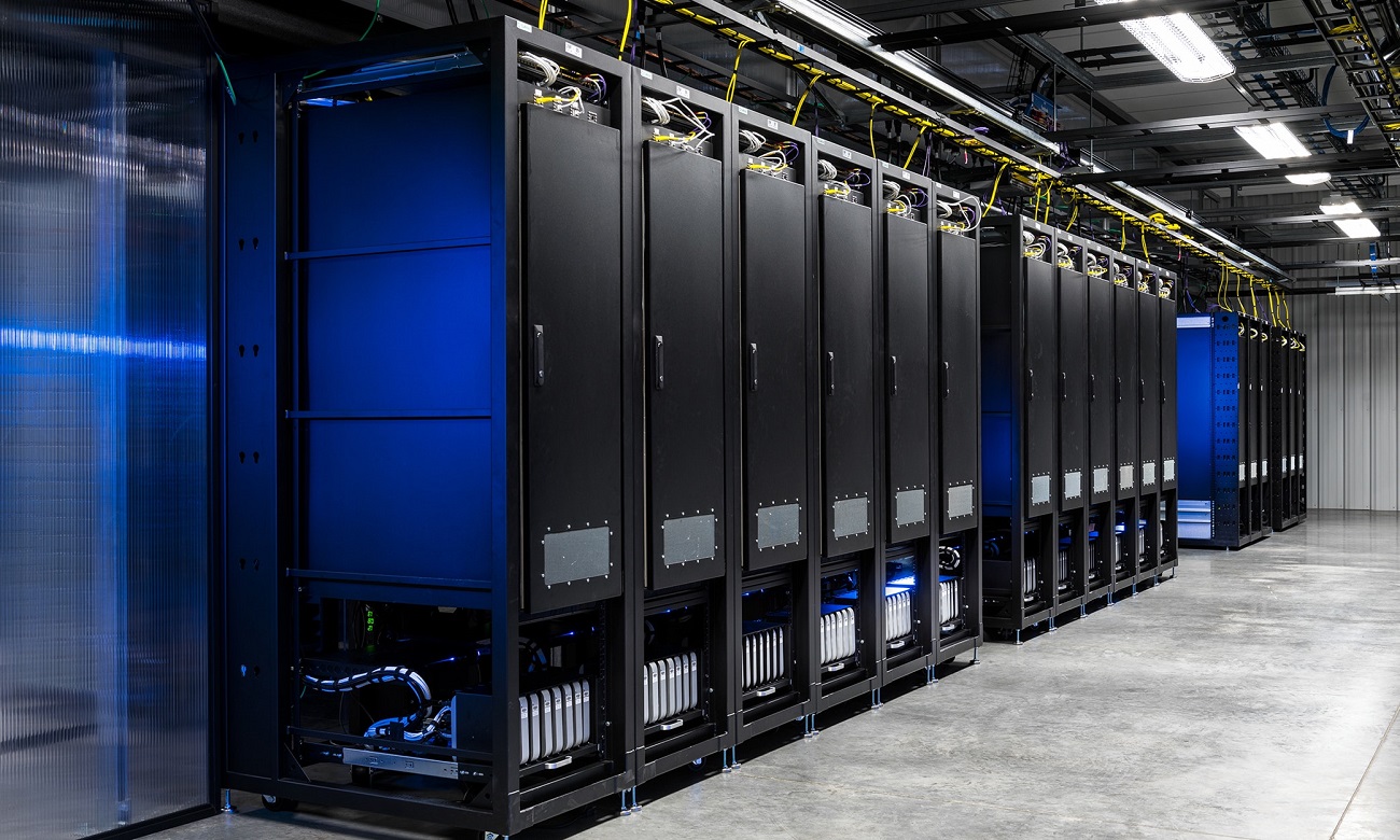 Giá thuê server